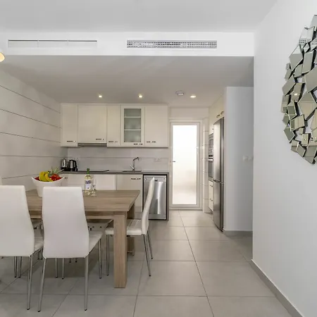 Bennecke Bella Apartment